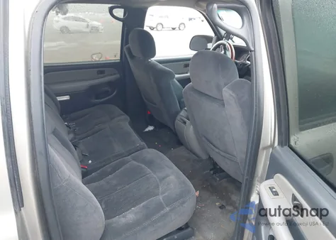 2002 Chevrolet Suburban 1500 Ls z USA, uszkodzony, nr VIN 3GNEC16Z42G336345